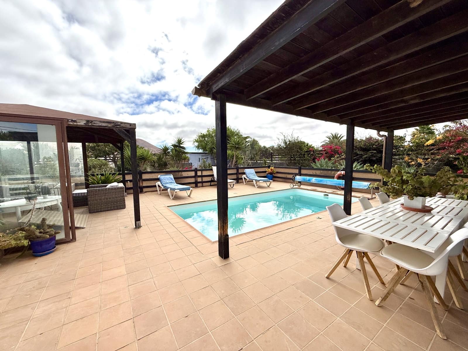3 bedroom Villa for sale in Villaverde with pool - € 700,000 (Ref: 9332718)