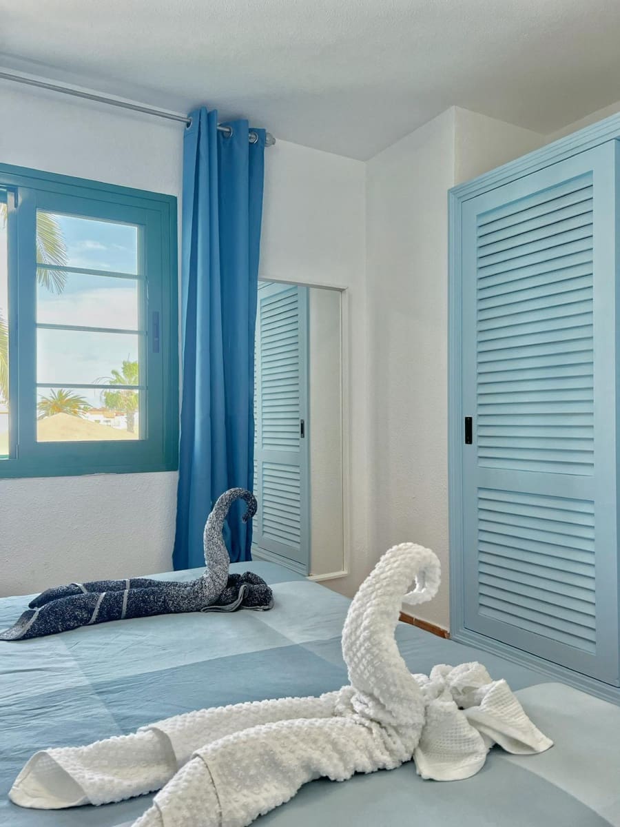 1 sovrum Lägenhet till salu i Caleta de Fuste med pool - 179 000 € (Ref: 9343901)