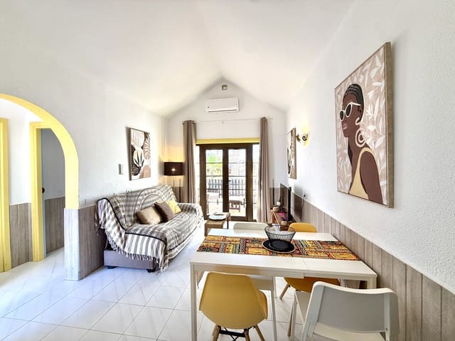 1 slaapkamer Appartement te koop in Caleta de Fuste, Antigua met zwembad - € 155.000 (Ref: 9374637)