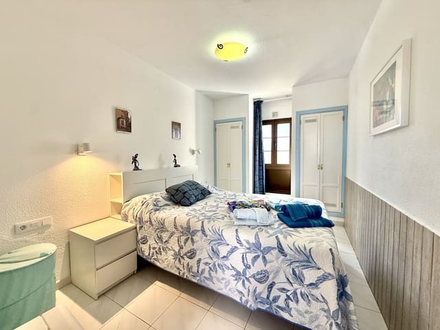 1 slaapkamer Appartement te koop in Caleta de Fuste, Antigua met zwembad - € 155.000 (Ref: 9374637)