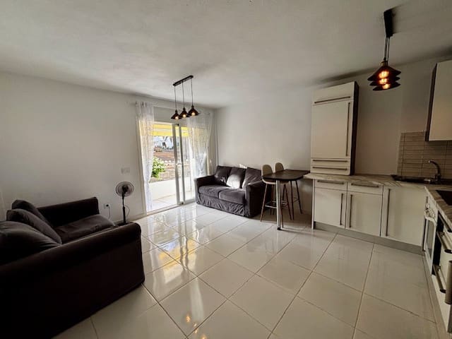 1 bedroom Apartment for sale in Costa de Antigua - € 99,000 (Ref: 9395778)