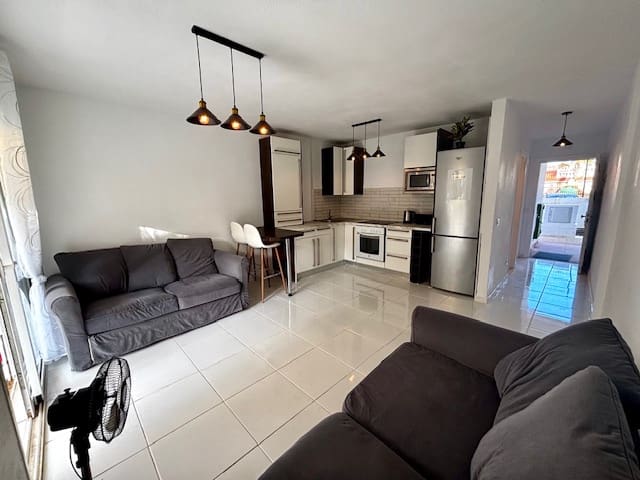 1 bedroom Apartment for sale in Costa de Antigua - € 99,000 (Ref: 9395778)