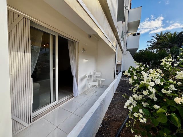 1 bedroom Apartment for sale in Costa de Antigua - € 99,000 (Ref: 9395778)