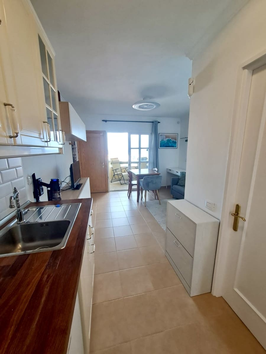 1 soveværelse Lejlighed til salg i Costa de Antigua med swimmingpool - € 124.500 (Ref: 9397803)