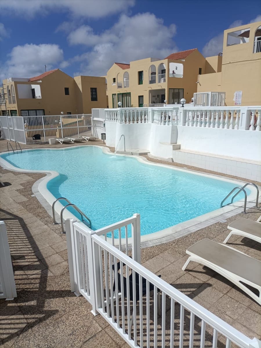 1 slaapkamer Appartement te koop in Costa de Antigua - € 130.000 (Ref: 9525727)