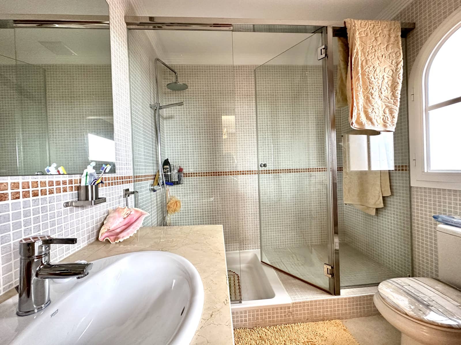 3 bedroom Villa for sale in Caleta de Fuste with pool garage - € 490,000 (Ref: 9525728)