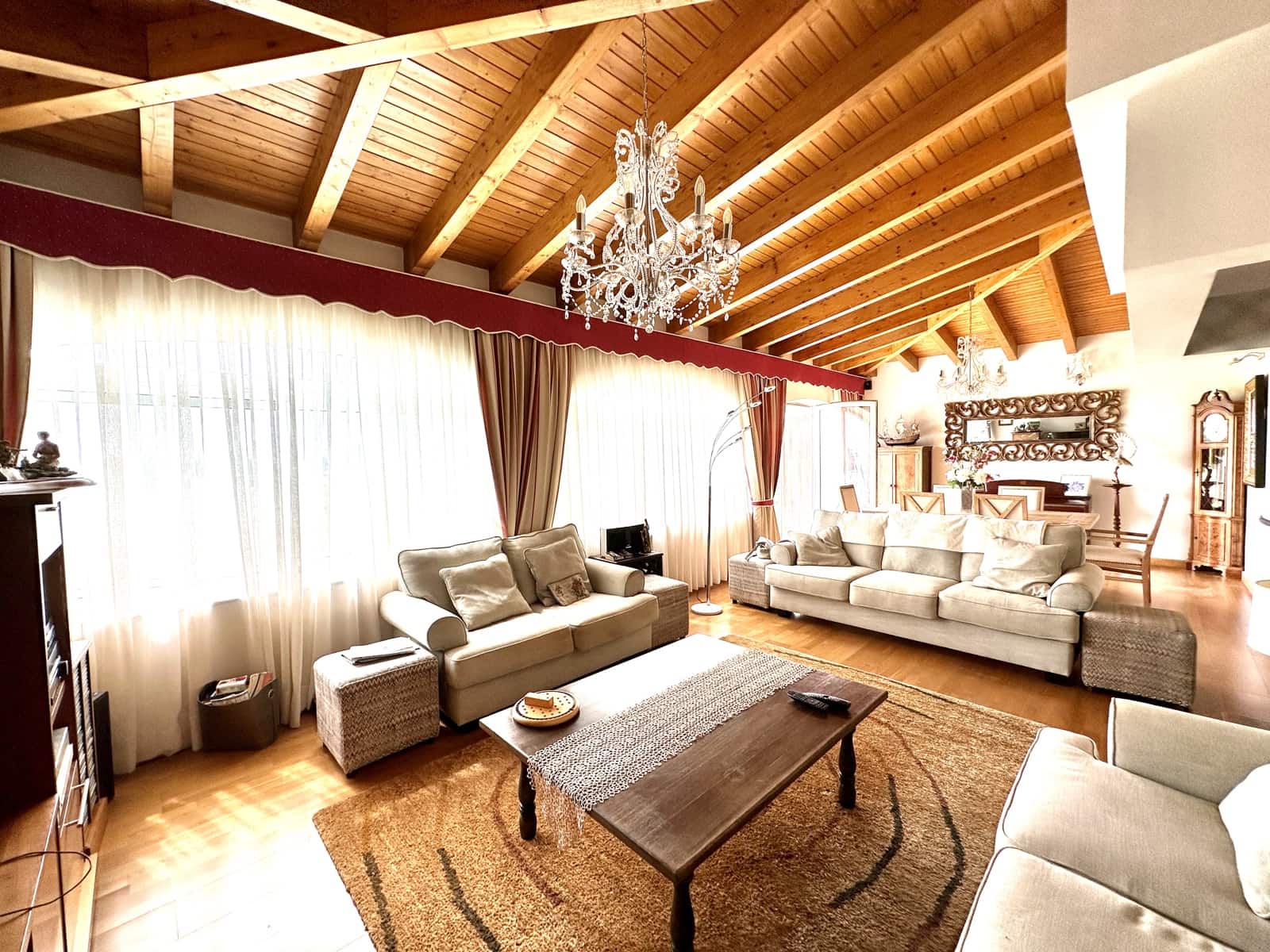 3 bedroom Villa for sale in Caleta de Fuste with pool garage - € 490,000 (Ref: 9525728)