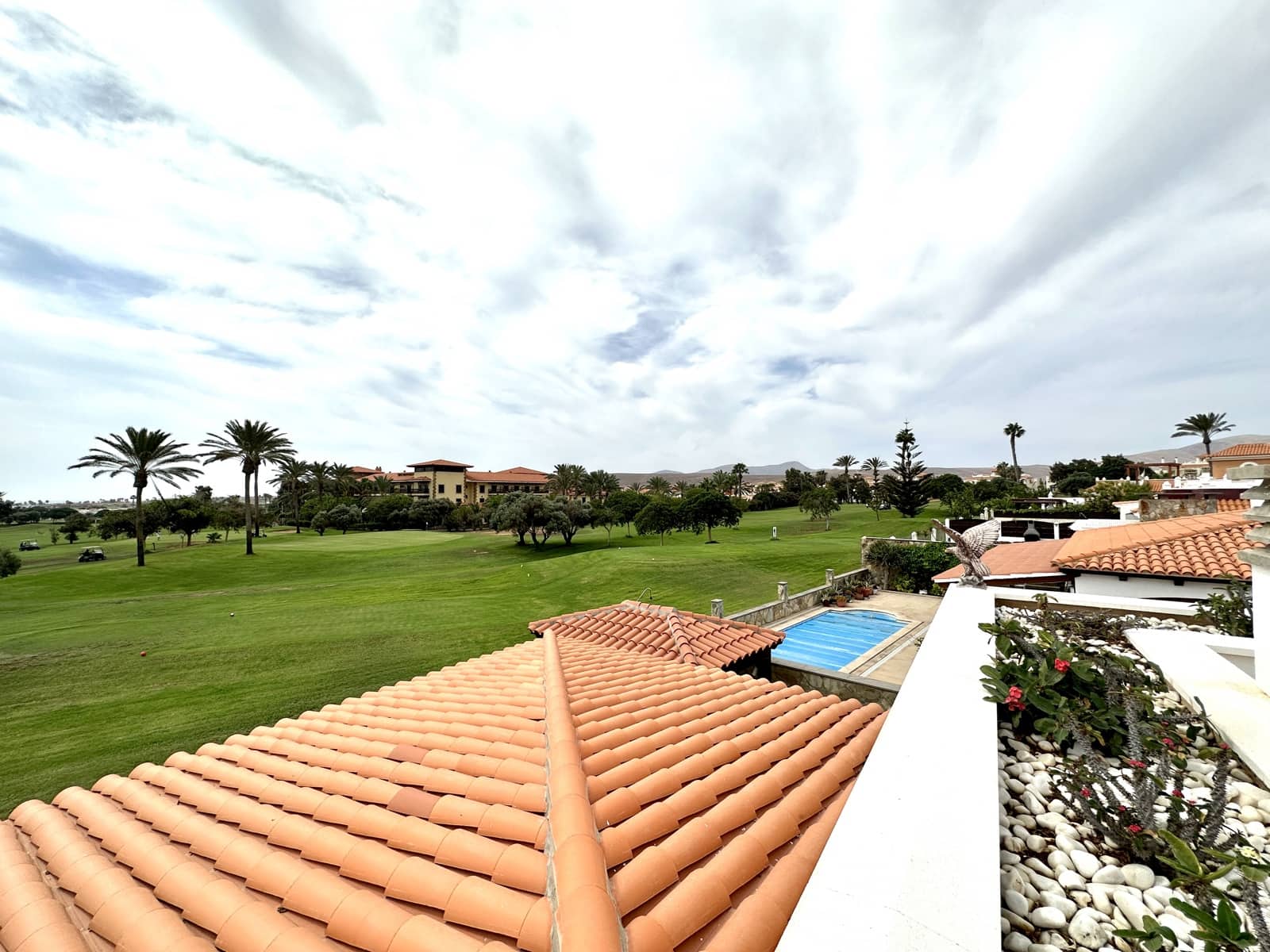 3 bedroom Villa for sale in Caleta de Fuste with pool garage - € 490,000 (Ref: 9525728)