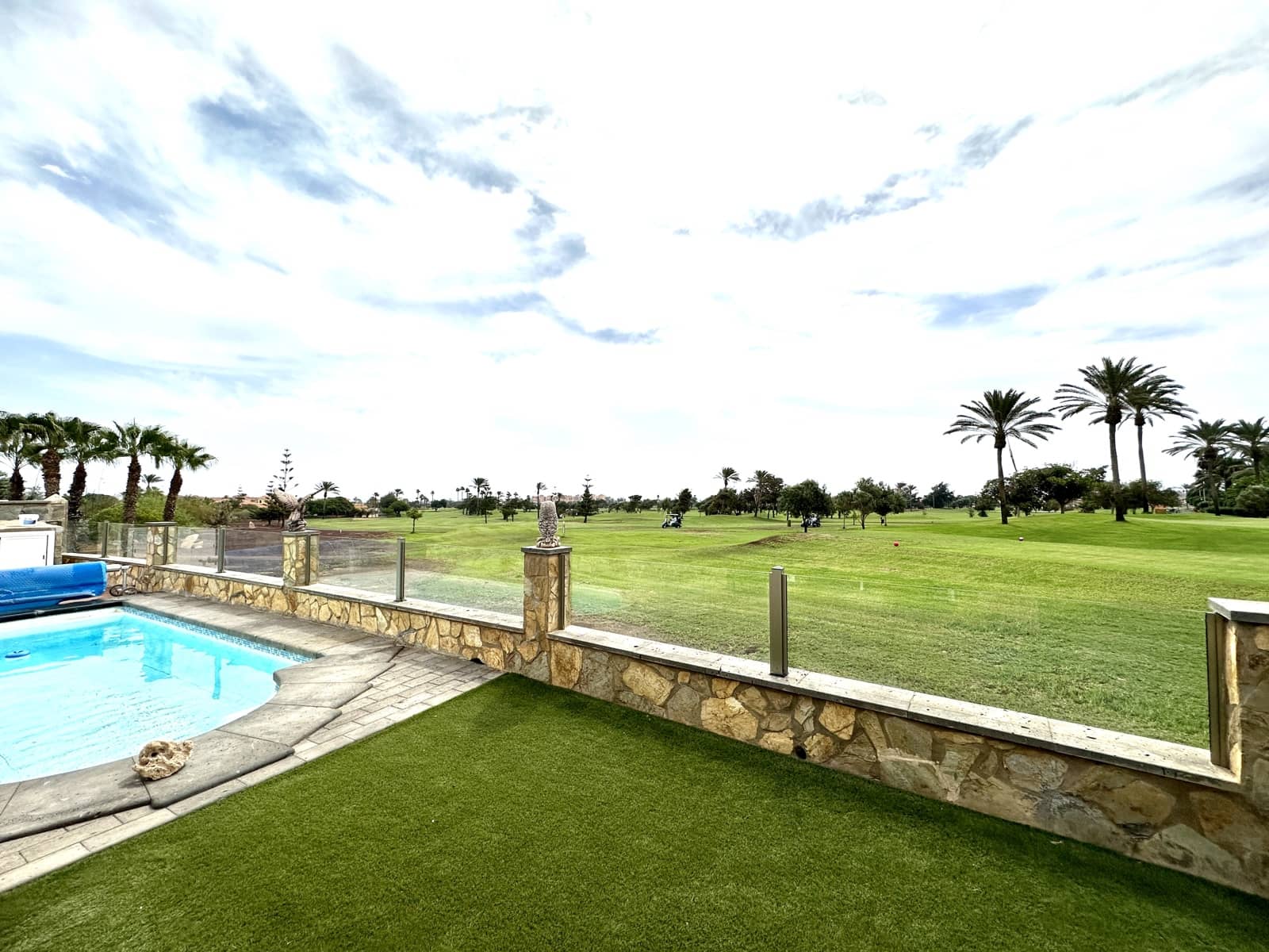 3 bedroom Villa for sale in Caleta de Fuste with pool garage - € 490,000 (Ref: 9525728)