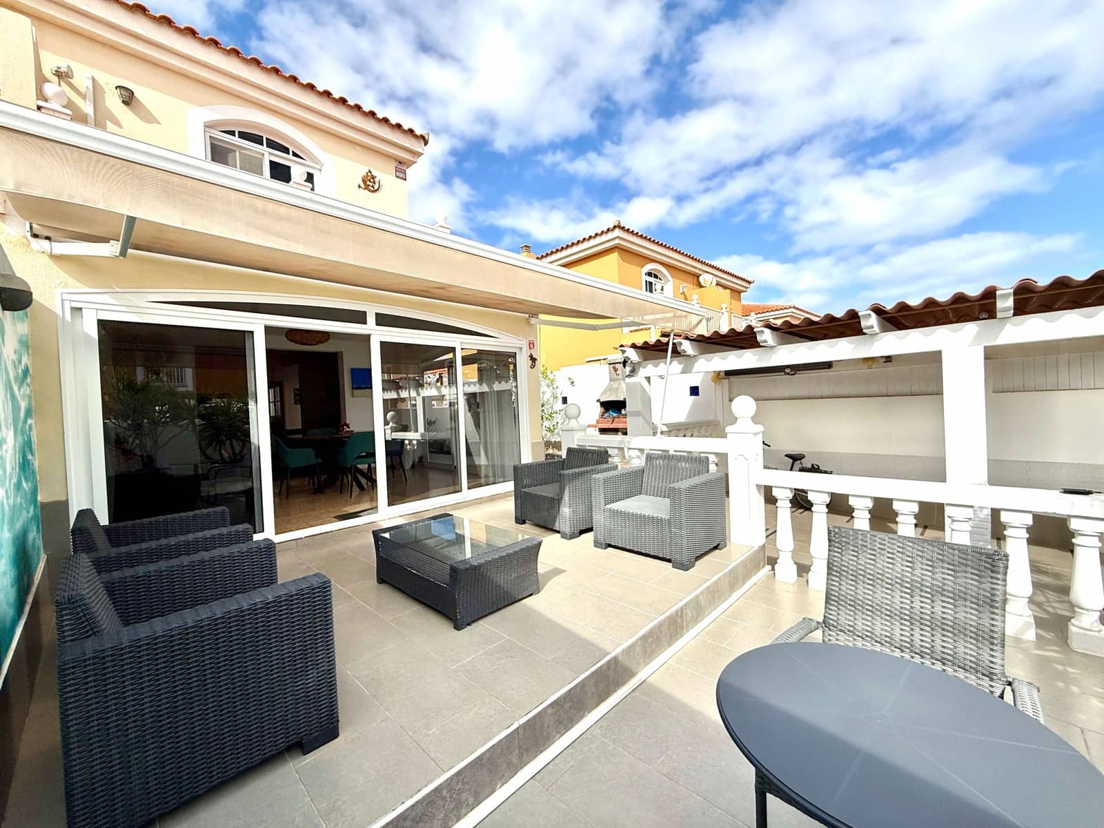 3 Zimmer Reihenhaus zu verkaufen in Caleta de Fuste - 330.000 € (Ref: 9532588)