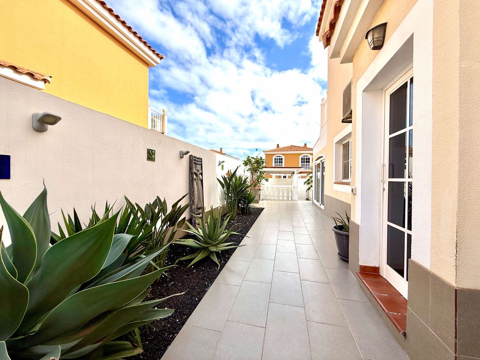 3 Zimmer Reihenhaus zu verkaufen in Caleta de Fuste - 330.000 € (Ref: 9532588)