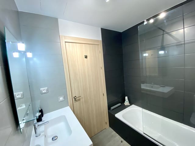 Ático de 2 habitaciones en Caleta de Fuste, Antigua en venta - 320.000 € (Ref: 9554293)