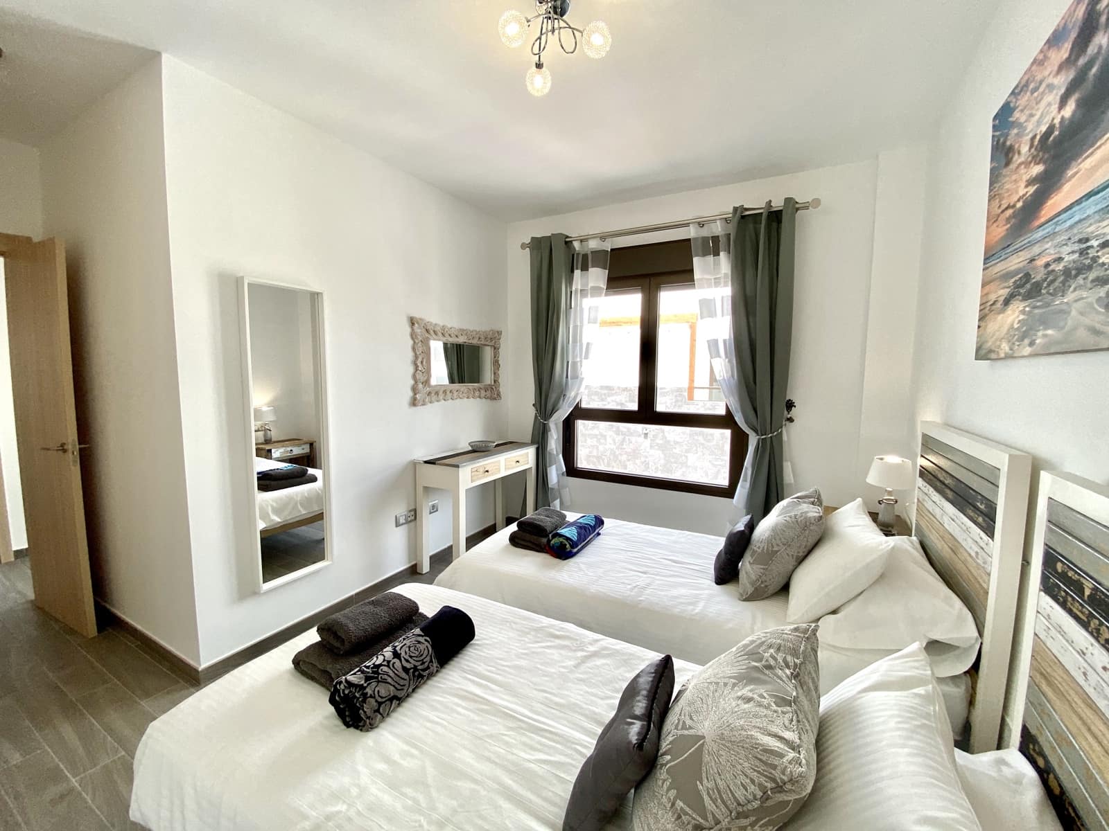 2 bedroom Penthouse for sale in Caleta de Fuste - € 320,000 (Ref: 9554293)