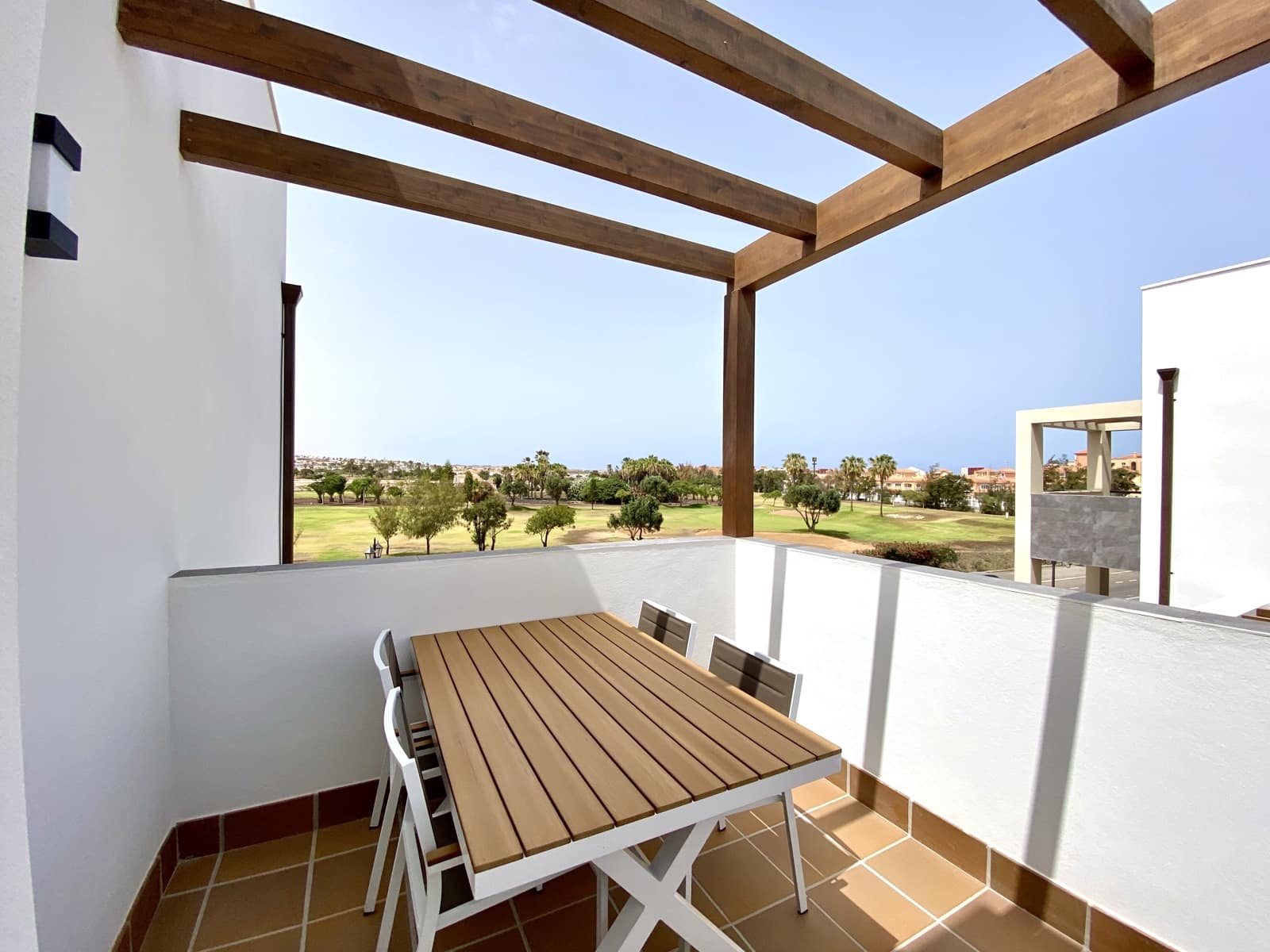 2 bedroom Penthouse for sale in Caleta de Fuste - € 320,000 (Ref: 9554293)