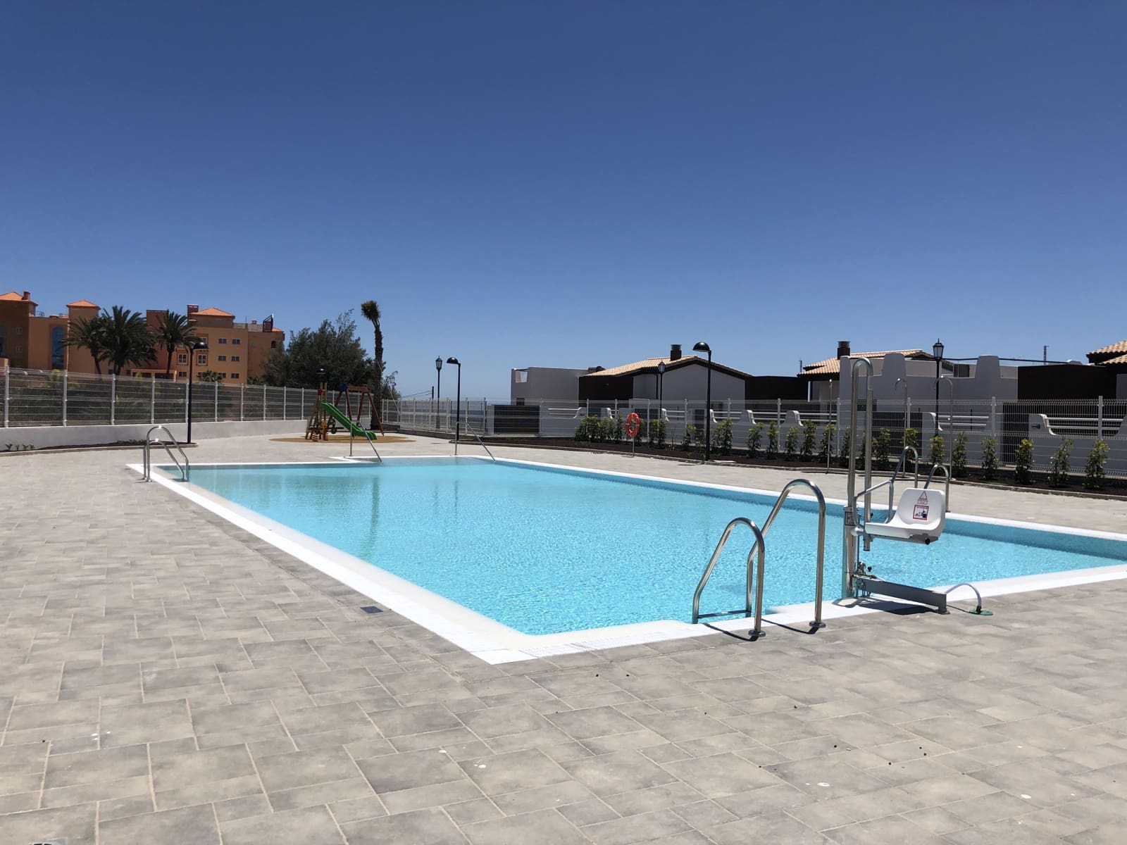 2 bedroom Penthouse for sale in Caleta de Fuste - € 320,000 (Ref: 9554293)