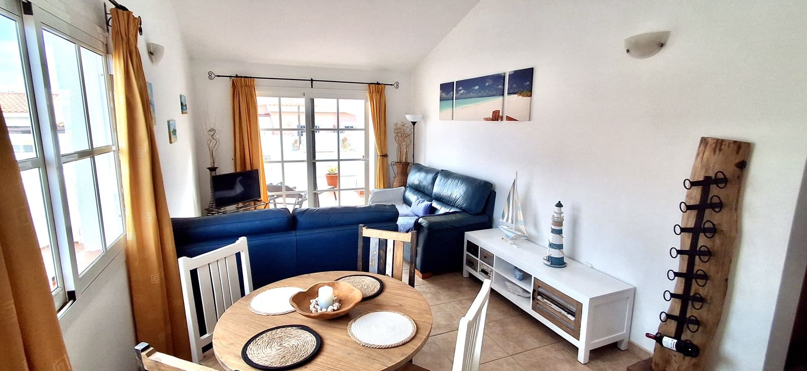2 chambre Bungalow à vendre à Caleta de Fuste avec piscine garage - 320 000 € (Ref: 9685526)