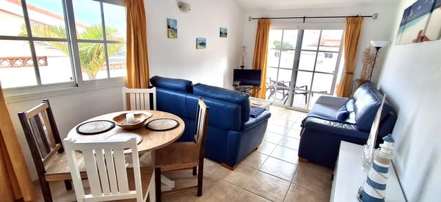 2 chambre Bungalow à vendre à Caleta de Fuste, Antigua avec piscine garage - 320 000 € (Ref: 9685526)