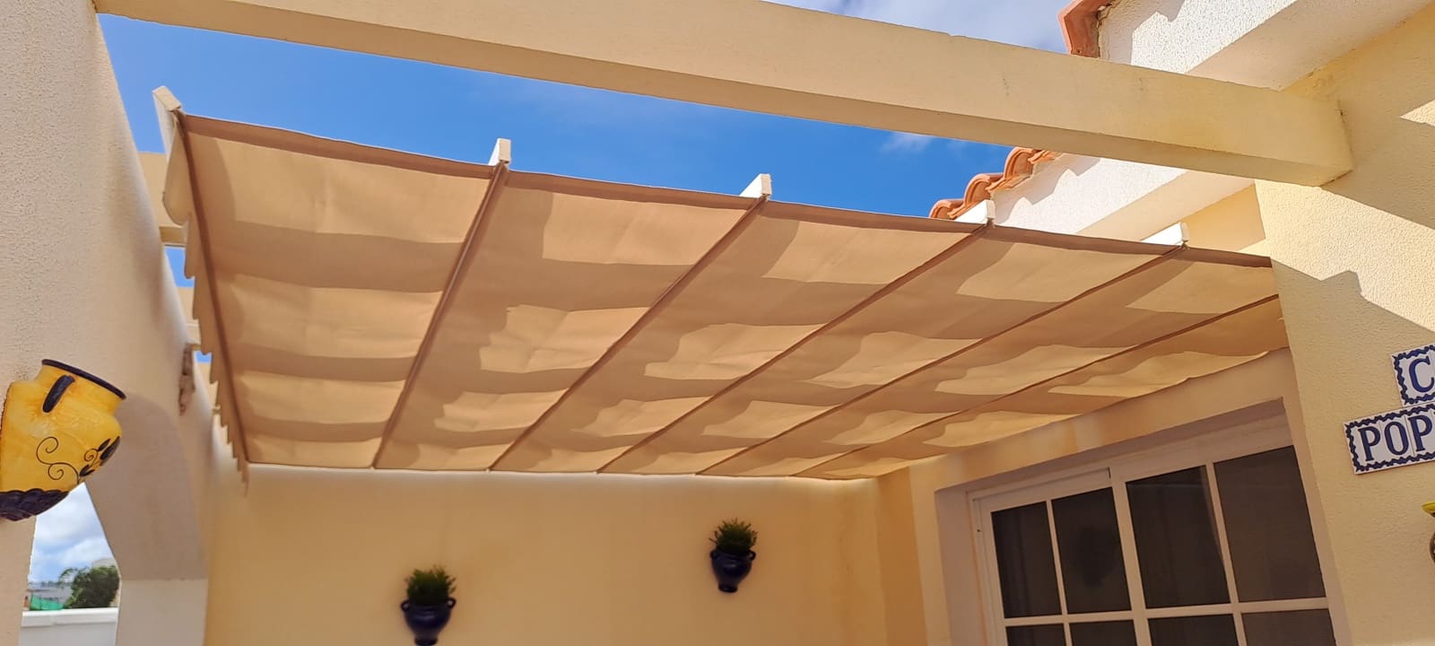 2 chambre Bungalow à vendre à Caleta de Fuste avec piscine garage - 320 000 € (Ref: 9685526)