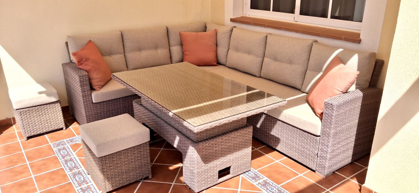 2 chambre Bungalow à vendre à Caleta de Fuste avec piscine garage - 320 000 € (Ref: 9685526)