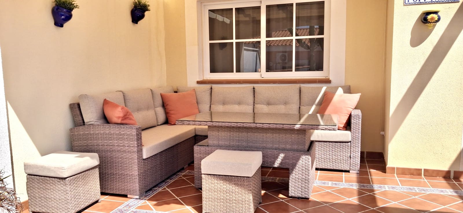 2 chambre Bungalow à vendre à Caleta de Fuste avec piscine garage - 320 000 € (Ref: 9685526)