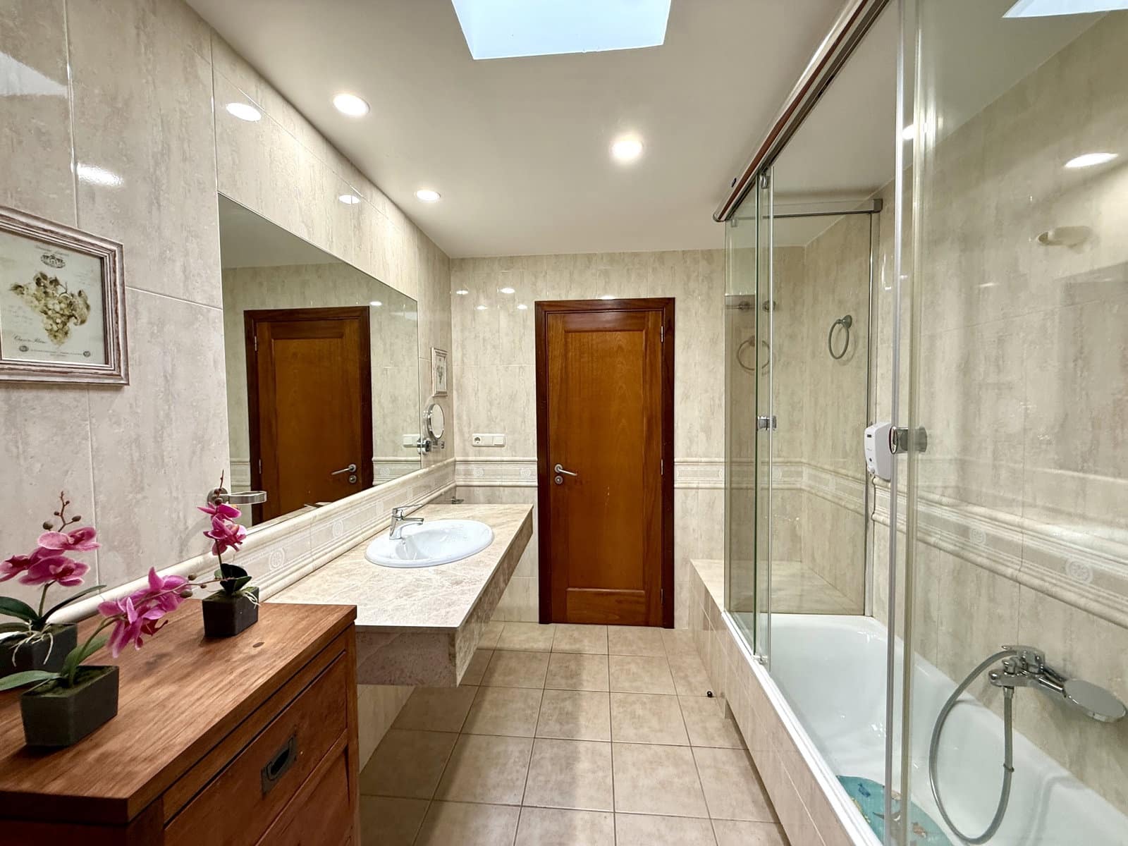 4 bedroom Villa for sale in Caleta de Fuste with pool garage - € 520,000 (Ref: 9685527)