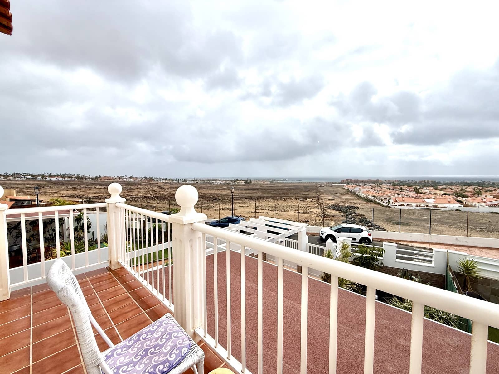 2 bedroom Apartment for sale in Caleta de Fuste with pool garage - € 380,000 (Ref: 9723581)