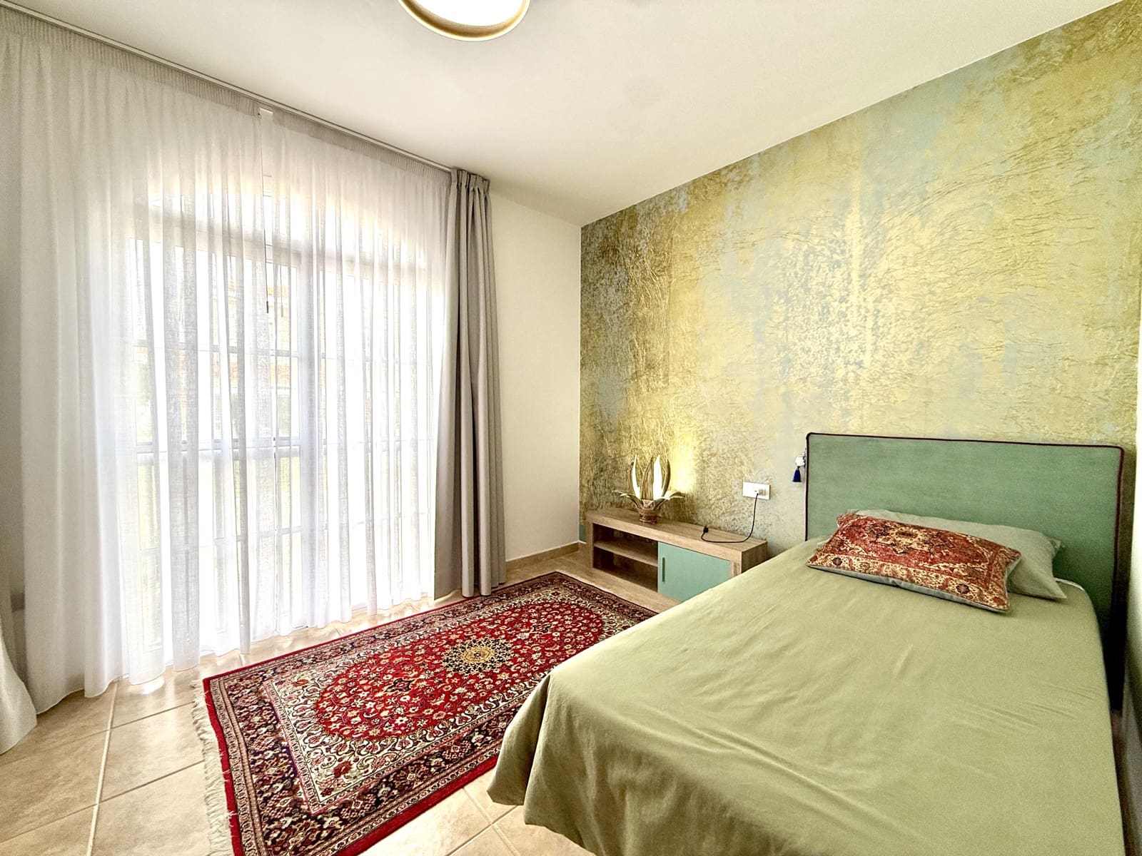 2 bedroom Apartment for sale in Caleta de Fuste with pool garage - € 380,000 (Ref: 9723581)