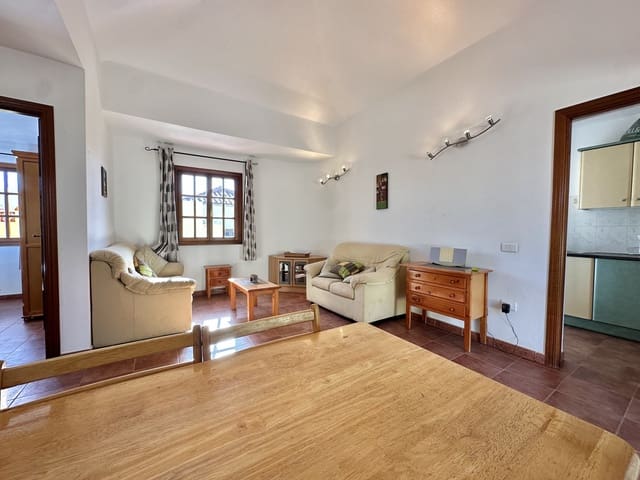 2 makuuhuone Bungalow myytävänä paikassa Caleta de Fuste, Antigua mukana uima-altaan - 235 000 € (Ref: 9730866)