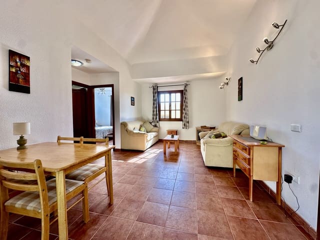 2 makuuhuone Bungalow myytävänä paikassa Caleta de Fuste, Antigua mukana uima-altaan - 235 000 € (Ref: 9730866)