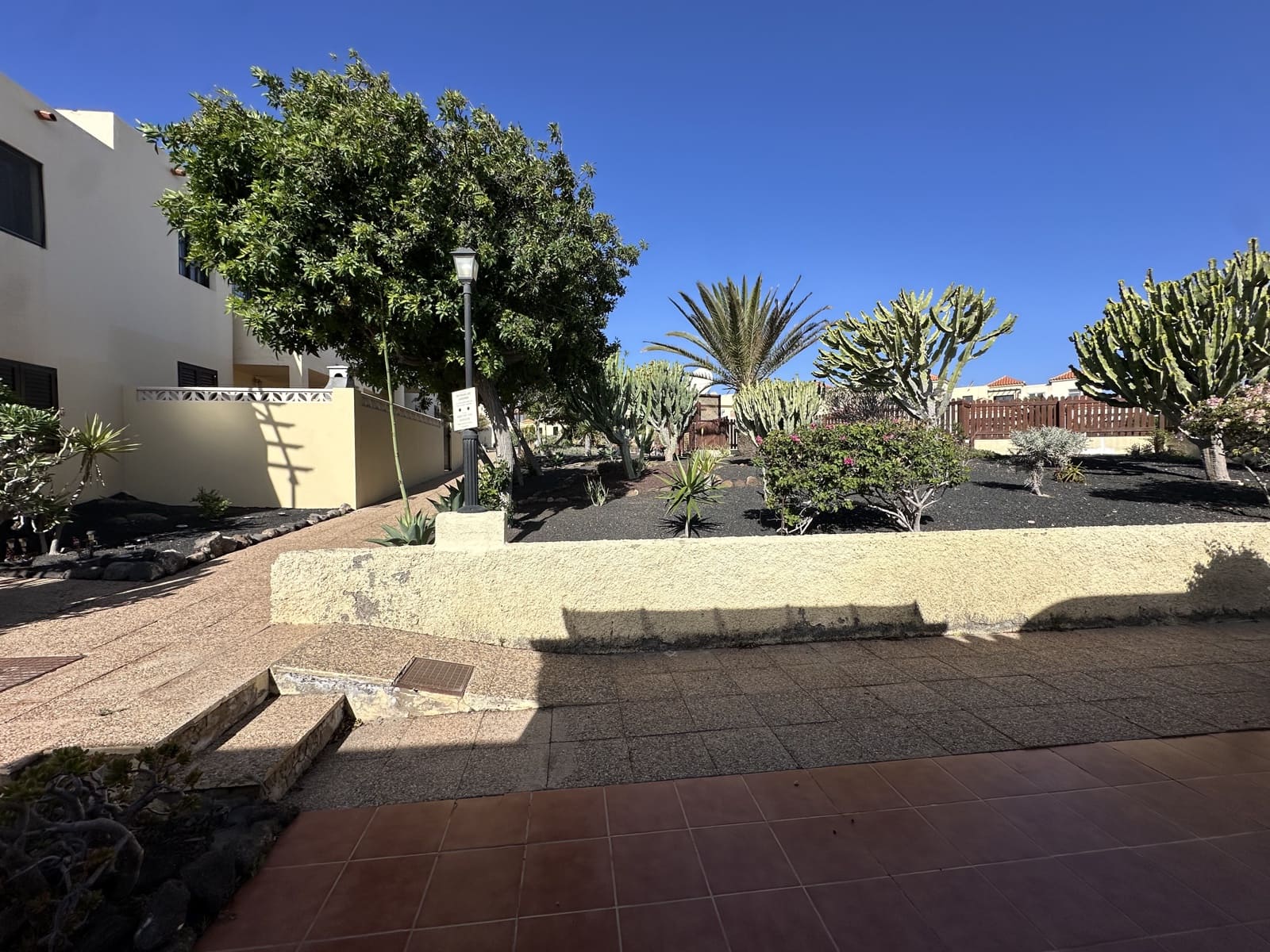 2 bedroom Bungalow for sale in Caleta de Fuste with pool - € 235,000 (Ref: 9730866)