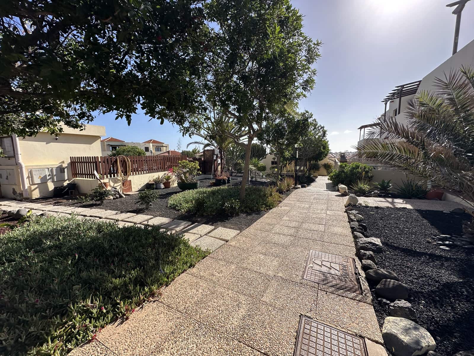 2 bedroom Bungalow for sale in Caleta de Fuste with pool - € 235,000 (Ref: 9730866)