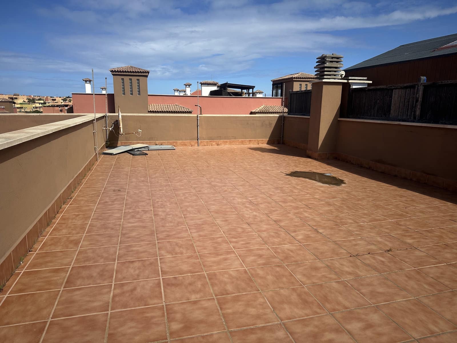 1 bedroom Commercial for sale in Corralejo - € 155,000 (Ref: 9730867)