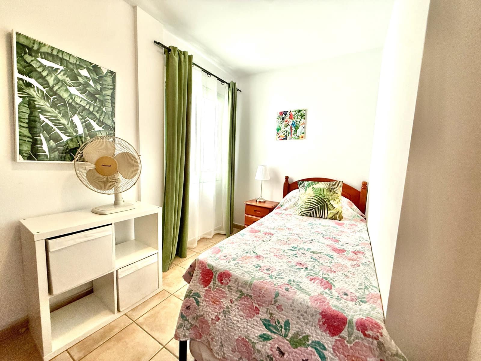 3 makuuhuone Rivitalo myytävänä paikassa Caleta de Fuste mukana uima-altaan - 295 000 € (Ref: 9779931)