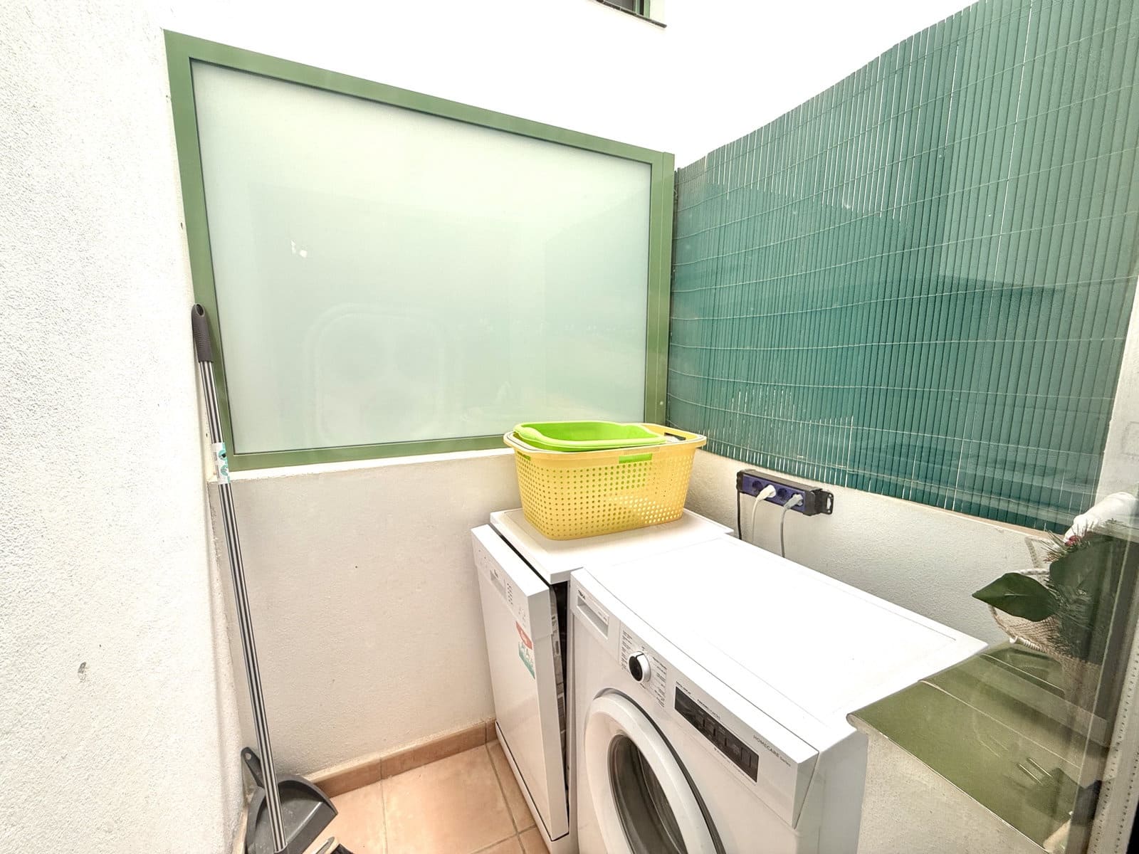 3 sypialnia Apartament na sprzedaż w Caleta de Fuste z basenem - 310 000 € (Ref: 9787590)
