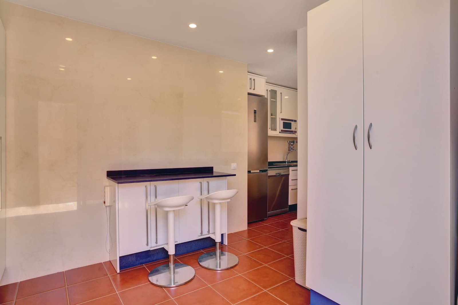 3 slaapkamer Appartement te koop in Caleta de Fuste met zwembad garage - € 380.000 (Ref: 9787591)