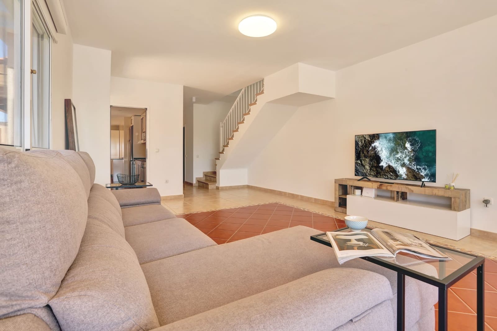 3 slaapkamer Appartement te koop in Caleta de Fuste met zwembad garage - € 380.000 (Ref: 9787591)