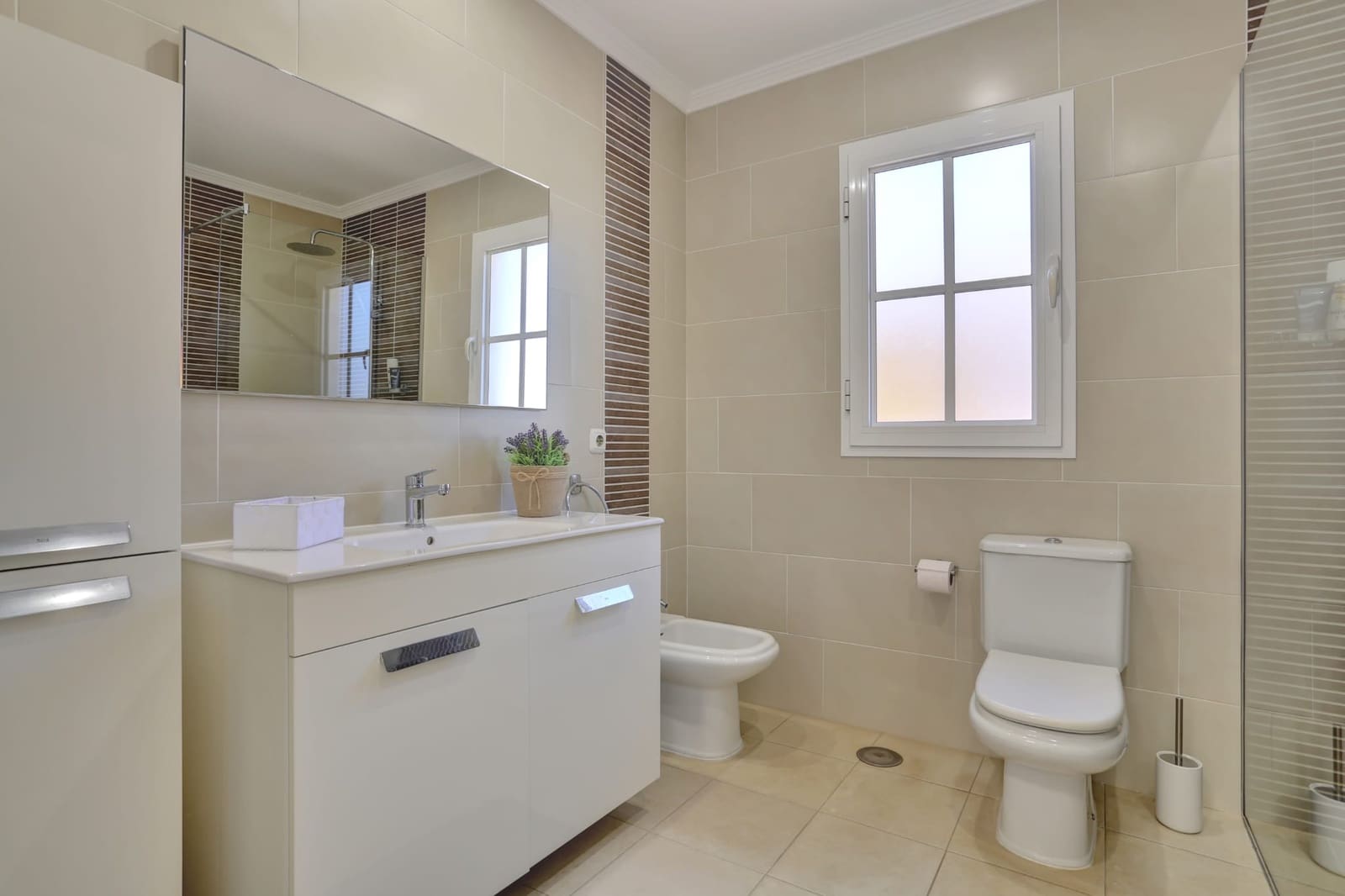 3 slaapkamer Appartement te koop in Caleta de Fuste met zwembad garage - € 380.000 (Ref: 9787591)