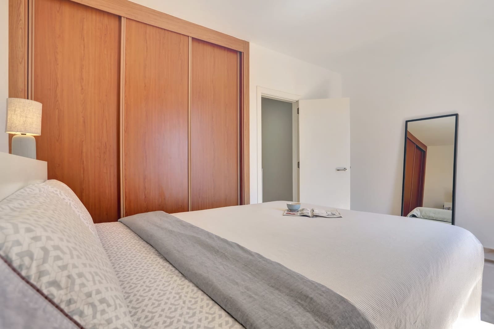 3 slaapkamer Appartement te koop in Caleta de Fuste met zwembad garage - € 380.000 (Ref: 9787591)