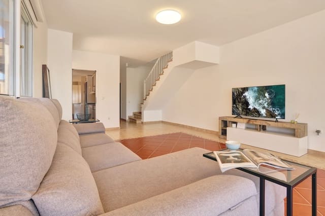 Apartamento de 3 habitaciones en Caleta de Fuste, Antigua en venta con piscina garaje - 380.000 € (Ref: 9787591)