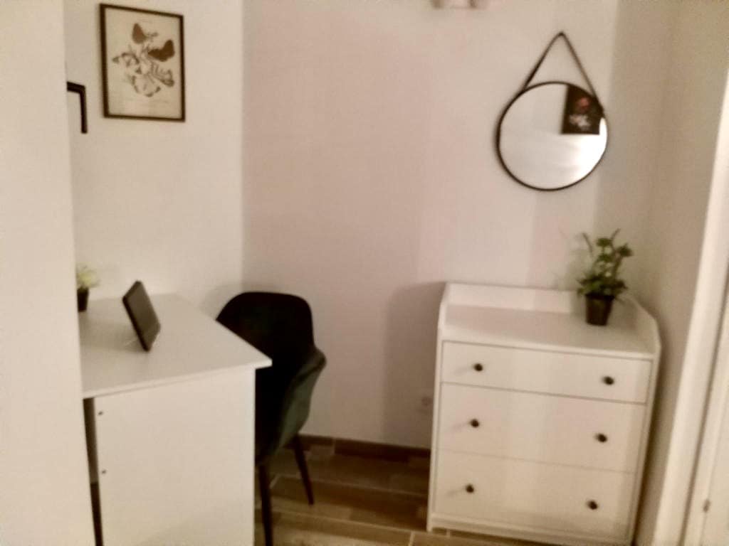 1 bedroom Apartment for sale in Caleta de Fuste with pool - € 125,000 (Ref: 9787850)