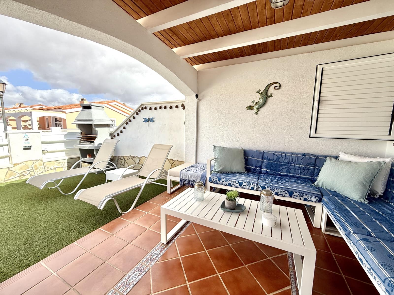 2 chambre Bungalow à vendre à Caleta de Fuste avec piscine - 275 000 € (Ref: 9793741)