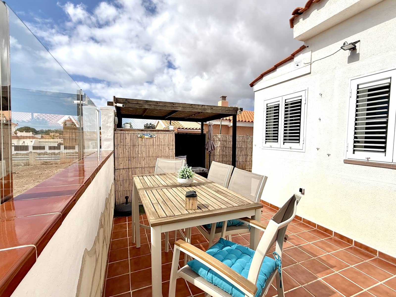 2 chambre Bungalow à vendre à Caleta de Fuste avec piscine - 275 000 € (Ref: 9793741)