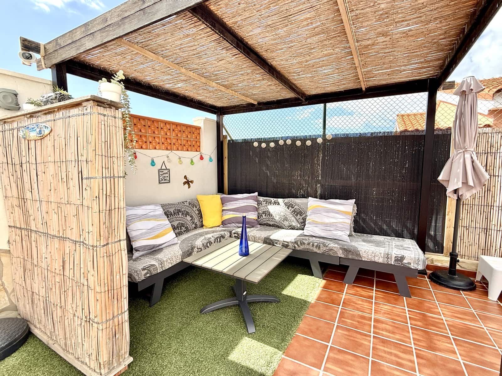 2 chambre Bungalow à vendre à Caleta de Fuste avec piscine - 275 000 € (Ref: 9793741)