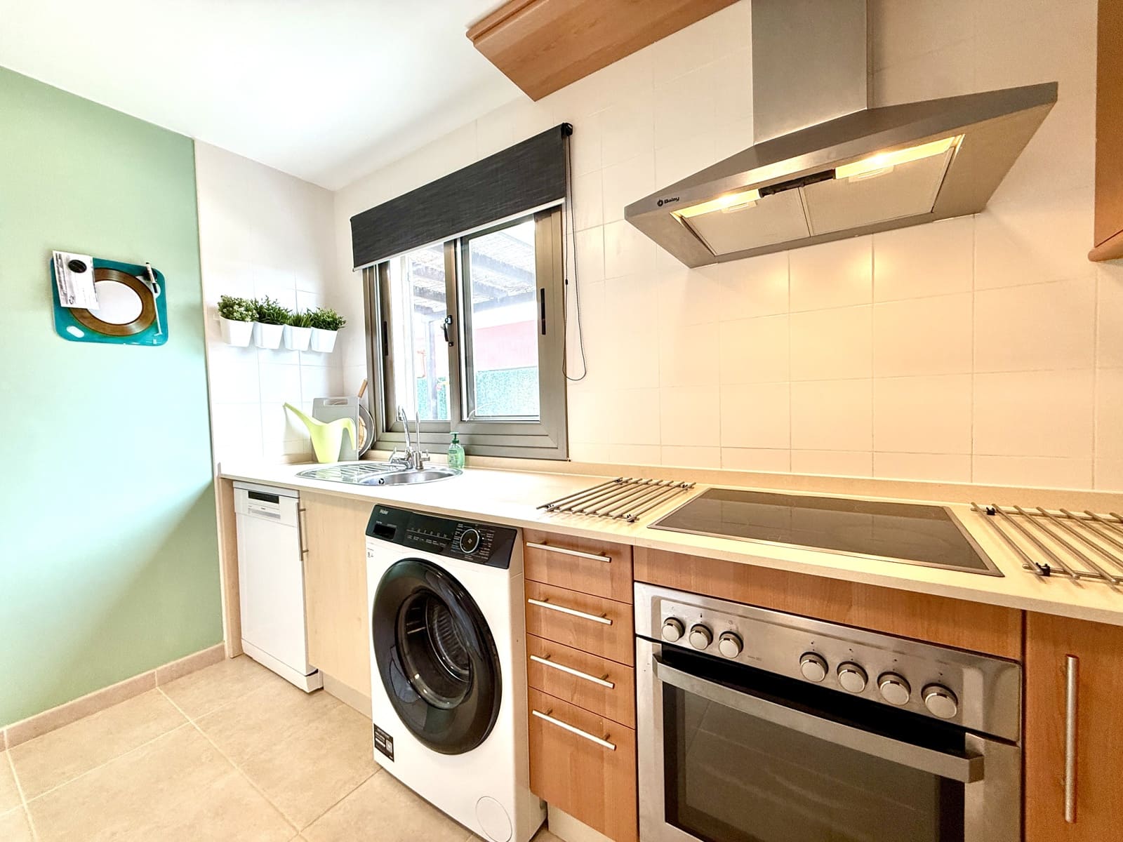 3 slaapkamer Villa te koop in Caleta de Fuste met garage - € 395.000 (Ref: 9807347)