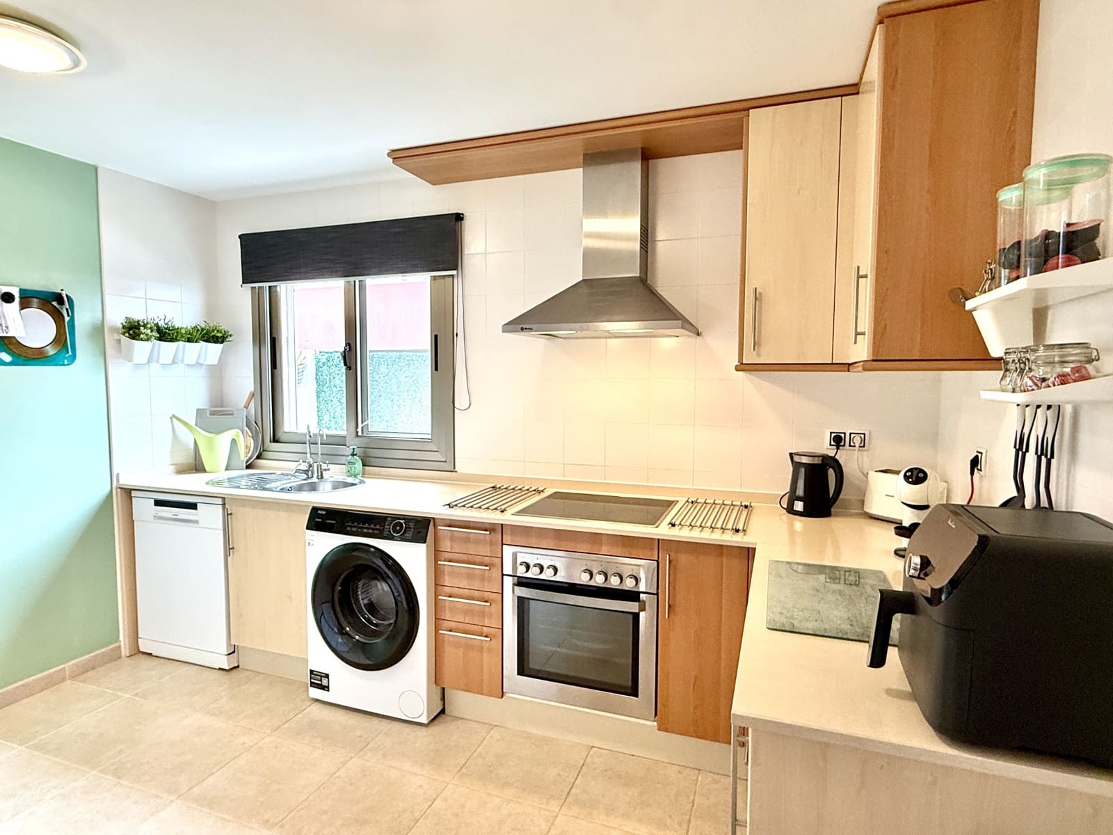 3 slaapkamer Villa te koop in Caleta de Fuste met garage - € 395.000 (Ref: 9807347)