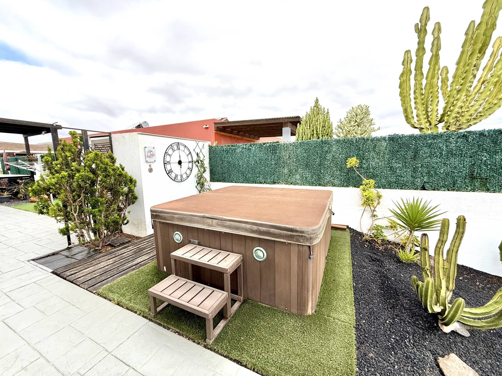 3 slaapkamer Villa te koop in Caleta de Fuste met garage - € 395.000 (Ref: 9807347)