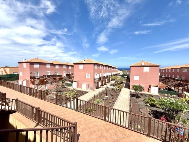 2 Zimmer Apartment zu verkaufen in Costa de Antigua, Antigua mit Pool Garage - 154.000 € (Ref: 9821633)