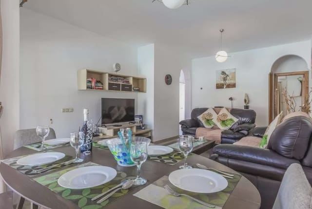 3 soveværelse Villa til salg i Caleta de Fuste, Antigua med swimmingpool garage - € 515.000 (Ref: 9827980)