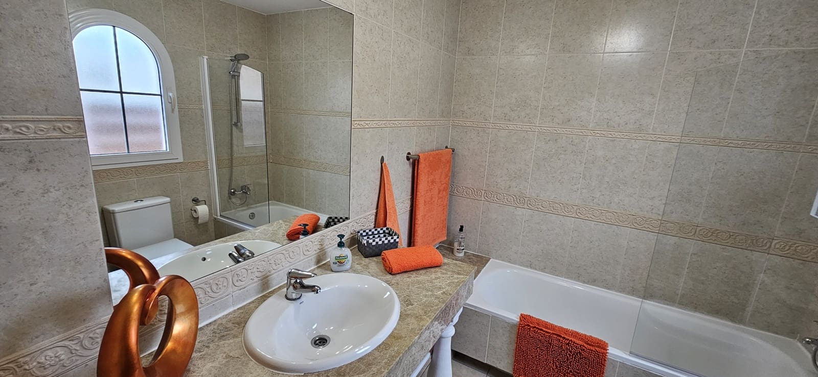 3 bedroom Villa for sale in Caleta de Fuste with pool garage - € 515,000 (Ref: 9827980)