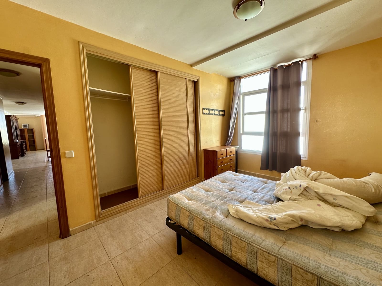 3 bedroom Apartment for sale in Corralejo with garage - € 220,000 (Ref: 9838334)
